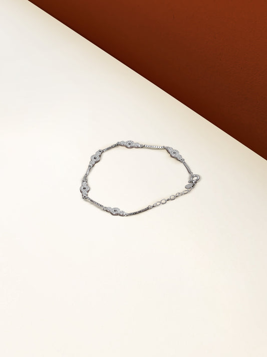 TRINITY CIRCLES BRACELET - SilverCove